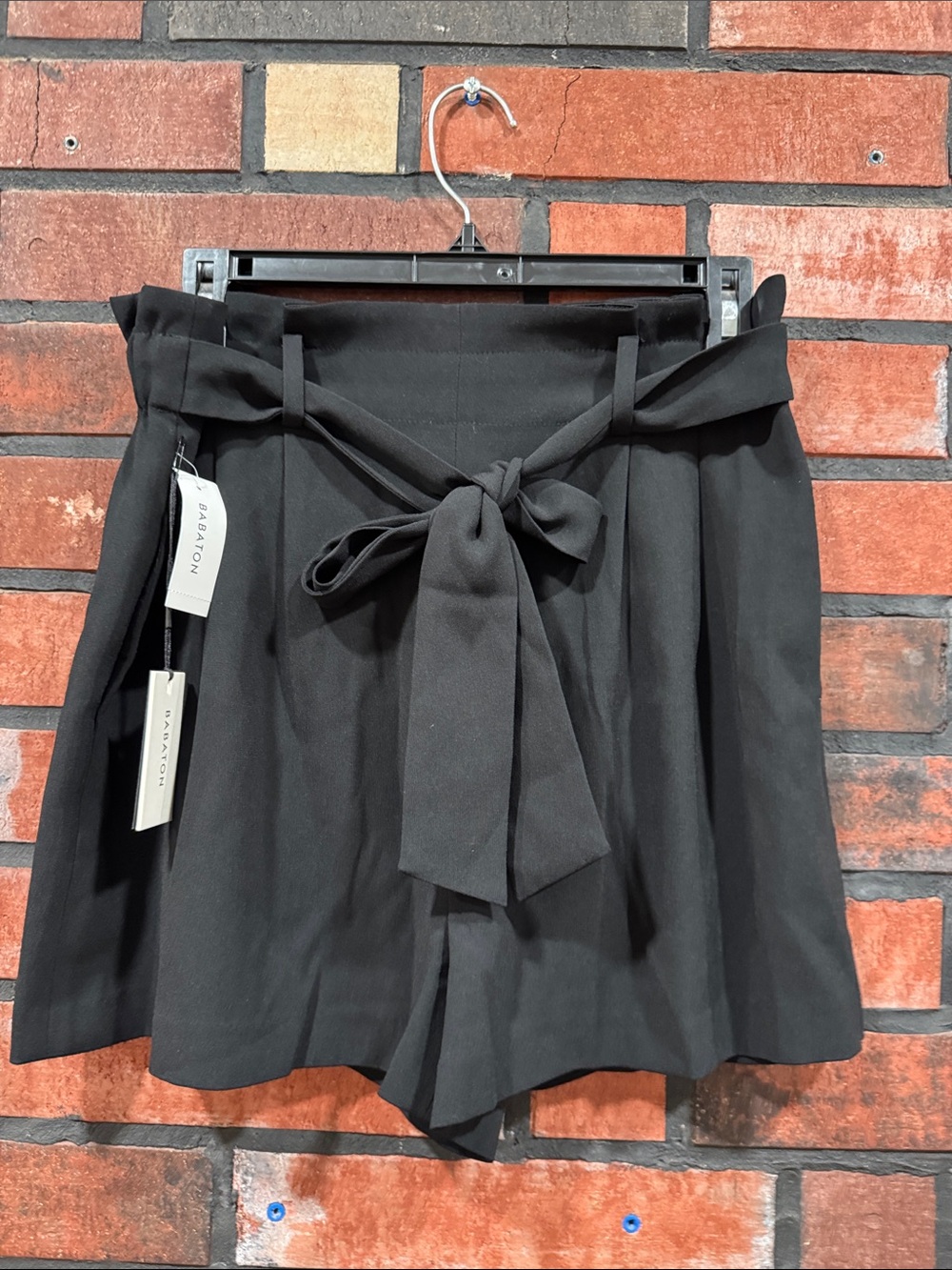 Aritzia Babaton Black Willis  Tie-Front Shorts
